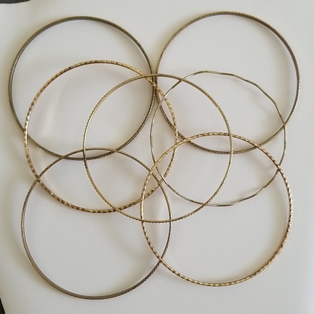 Goldtone Bangle Set - Picture 5 of 5